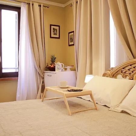 Couette-café Piazzetta Monte Vérone